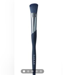 New F.A.R.A.H 20 ff straight face brush